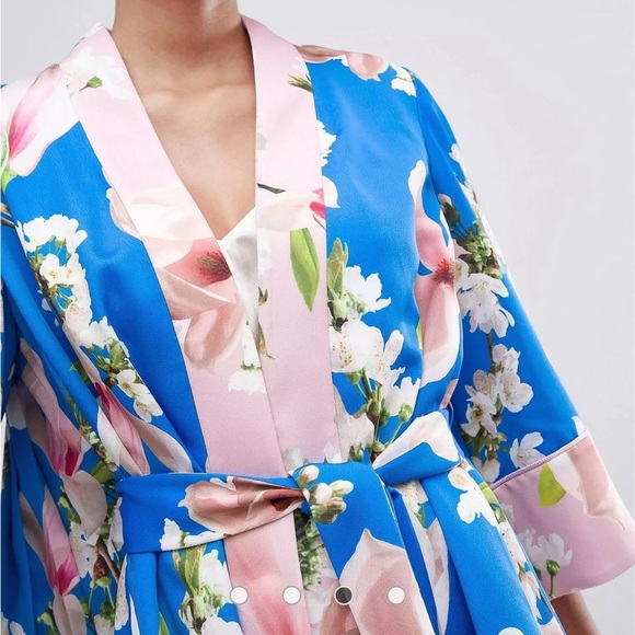 Ted Baker Floral Harmony Kimono Jacket - Picture 2 of 9